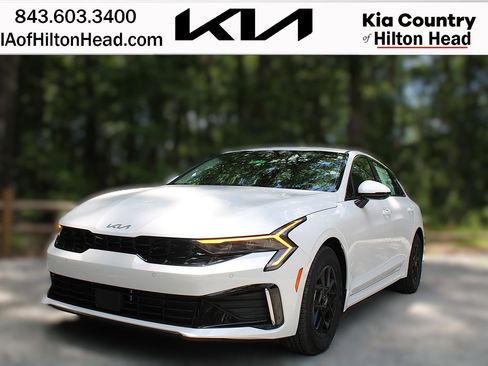 New 2026 Kia K5 LXS FWD image 1