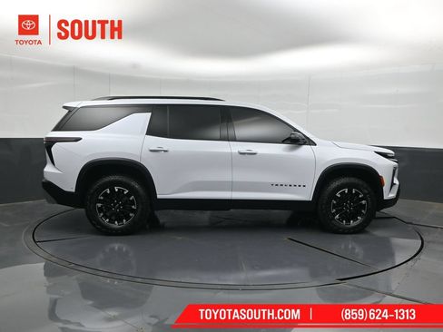 Used 2026 Chevrolet Traverse Z71 w/ Enhanced Driving Package AWD/4WD image 3