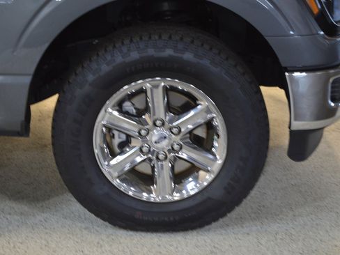 Used 2024 Ford F150 XLT w/ Tow/Haul Package image 9