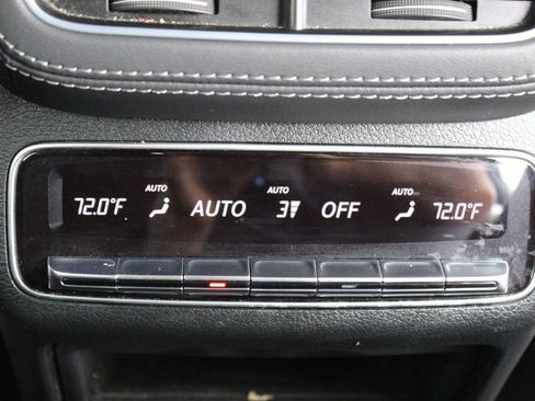Used 2024 Mercedes-Benz GLE 53 AMG 4MATIC Coupe image 30
