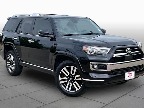 Used 2023 Toyota 4Runner Limited AWD/4WD image 3