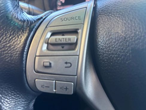 Used 2013 Nissan Altima 2.5 SV image 13