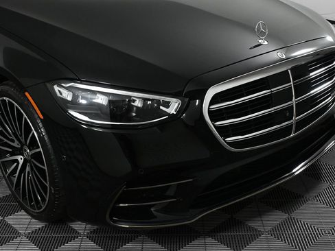 Used 2023 Mercedes-Benz S 500 4MATIC image 34