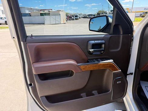 Used 2014 Chevrolet Silverado 1500 High Country w/ High Country Premium Package AWD/4WD image 13