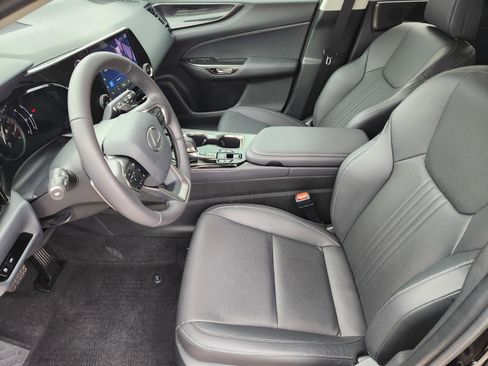 Used 2026 Lexus NX 350 AWD image 5