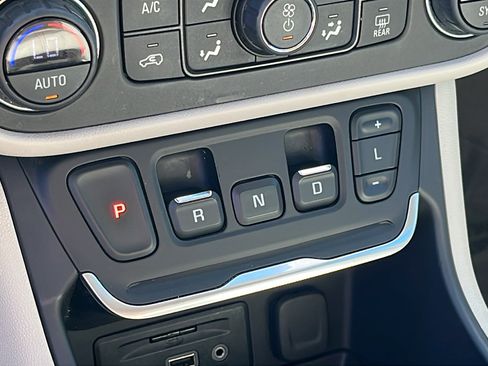 Used 2018 GMC Terrain Denali w/ Advanced Safety Package image 21