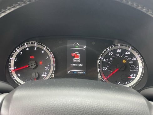 Used 2022 Toyota Highlander LE image 7