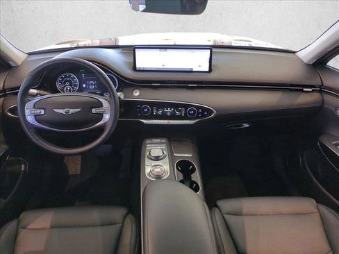 Used 2025 Genesis GV70 2.5T image 18