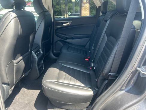 Used 2022 Ford Edge SEL AWD/4WD image 12