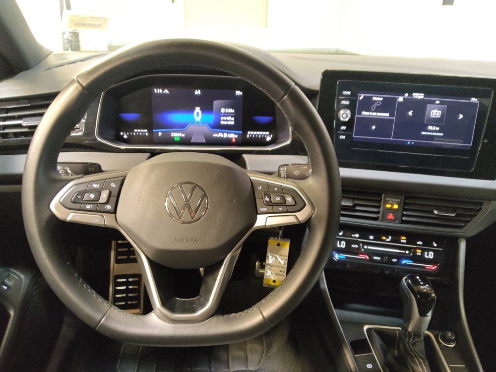 Used 2025 Volkswagen Jetta Sport FWD image 22