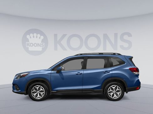 Used 2023 Subaru Forester Premium AWD/4WD image 4