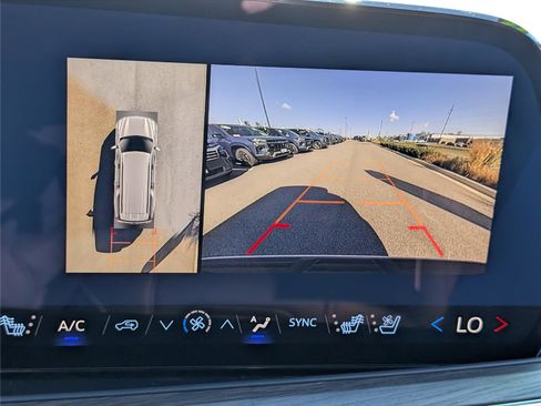 New 2026 Chevrolet Suburban Premier image 28