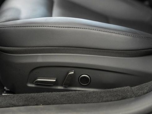 Used 2025 Tesla Model 3 RWD image 31