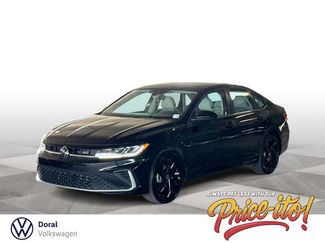 Used 2025 Volkswagen Jetta SE FWD video 1