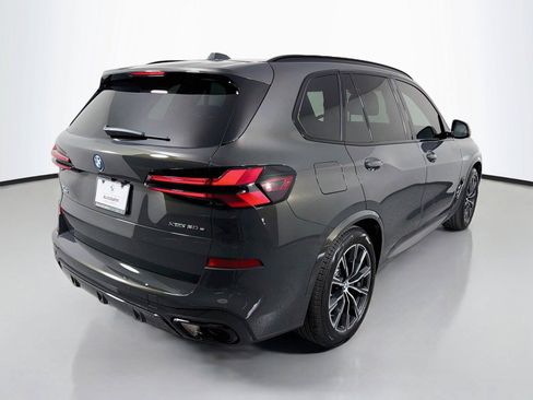 New 2026 BMW X5 xDrive50e w/ M Sport Package AWD/4WD image 5