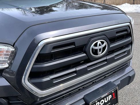 Used 2016 Toyota Tacoma SR5 image 31