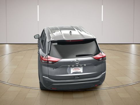 Used 2021 Nissan Rogue S FWD image 27