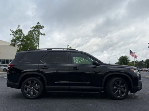 New 2026 Honda Pilot Sport image 8