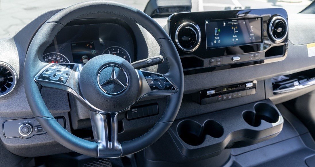 New 2026 Mercedes-Benz Sprinter 2500 image 38