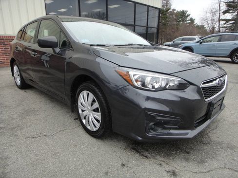 Used 2019 Subaru Impreza 2.0i image 3