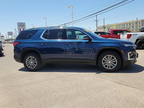 Used 2023 Chevrolet Traverse LT AWD/4WD image 14