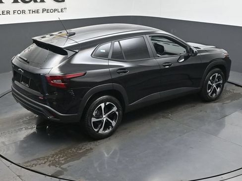 New 2026 Chevrolet Trax RS w/ Sunroof Package FWD image 18