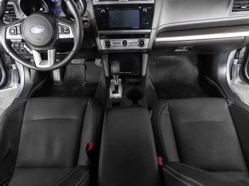 Used 2017 Subaru Legacy 2.5i Limited image 36