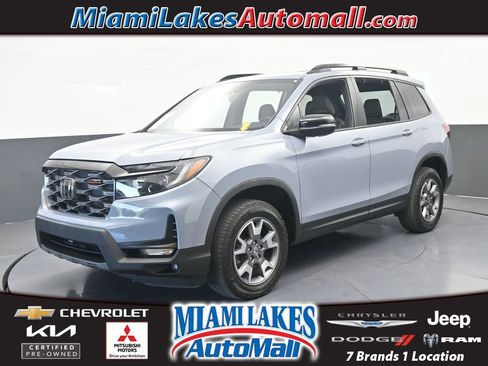 Used 2022 Honda Passport TrailSport image 1