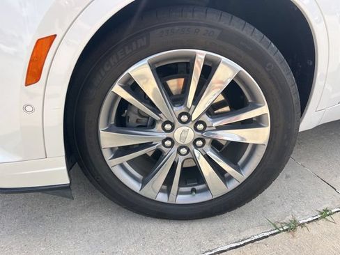 Used 2024 Cadillac XT6 Premium Luxury w/ Technology Package FWD image 46
