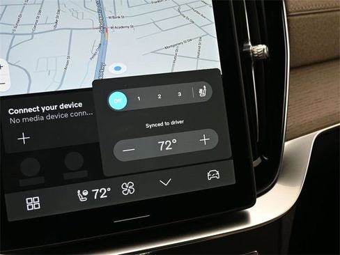 New 2026 Volvo XC90 B6 Plus w/ Protection Package Premier image 25