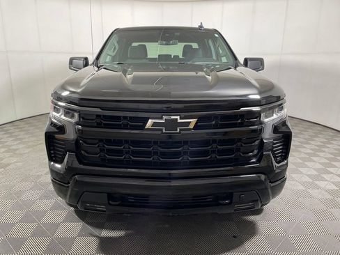 Used 2024 Chevrolet Silverado 1500 RST w/ Z71 Off-Road Package AWD/4WD image 3