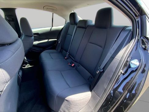Used 2025 Toyota Corolla LE FWD image 21