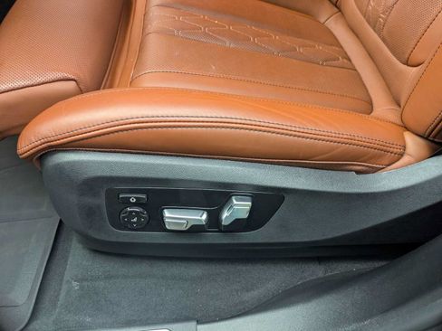 Certified 2025 BMW X5 M60i AWD/4WD image 8