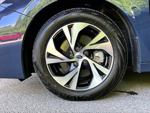 Certified 2025 Subaru Legacy Premium AWD/4WD image 16