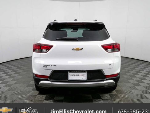Used 2025 Chevrolet TrailBlazer LT image 27