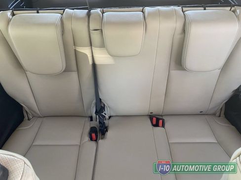 Used 2019 Subaru Ascent Limited w/ Popular Package #3 AWD/4WD image 15