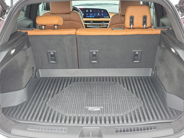 Used 2024 Cadillac XT4 Premium Luxury AWD/4WD image 49