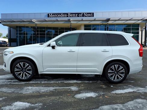 Used 2021 Volvo XC90 T6 Momentum w/ Protection Package Premier image 2