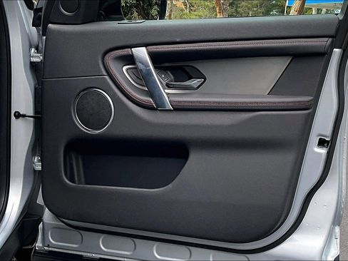 Used 2023 Land Rover Discovery Sport S R-Dynamic image 28