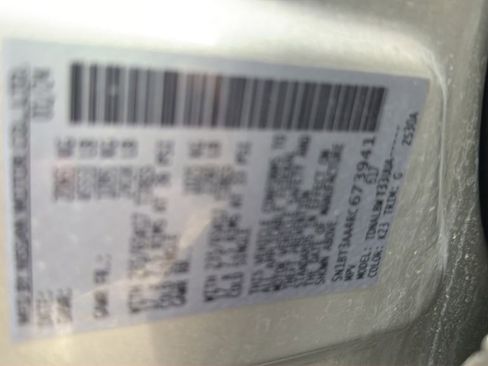 Used 2024 Nissan Rogue S FWD image 17