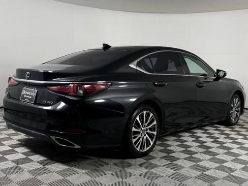Used 2020 Lexus ES 350 w/ Premium Package FWD image 7