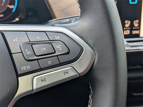 New 2026 Volkswagen Atlas SE image 24