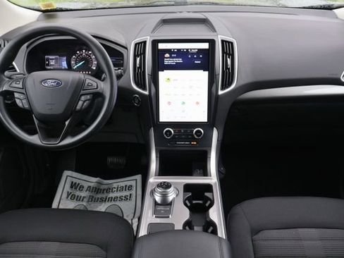 Used 2023 Ford Edge SEL AWD/4WD image 16