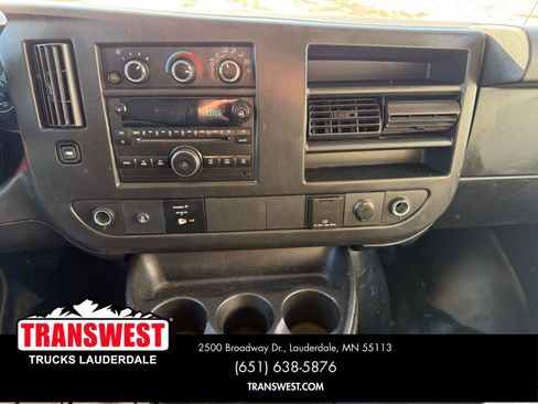 Used 2017 Chevrolet Express 3500 image 16