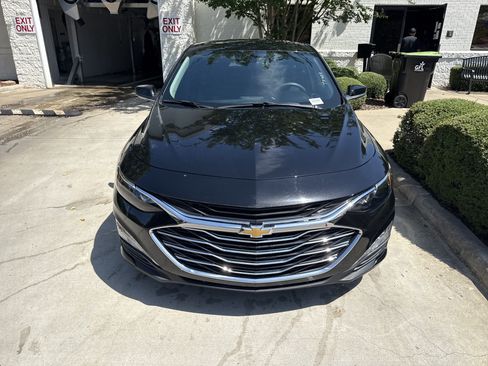 Used 2025 Chevrolet Malibu LT FWD image 37