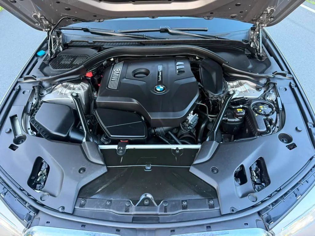 Used 2017 BMW 530i RWD image 48