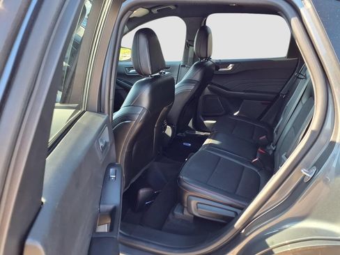 Used 2024 Ford Escape ST-Line w/ Tech Pack #1 AWD/4WD image 34