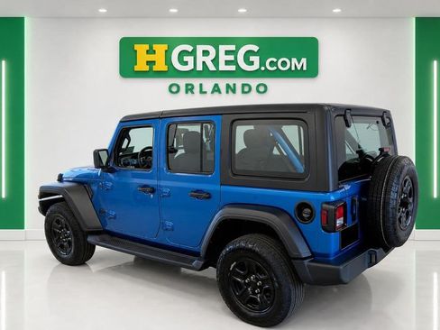 Used 2024 Jeep Wrangler Unlimited Sport AWD/4WD image 6