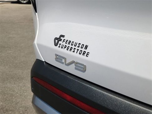 New 2026 Kia EV9 Wind image 5