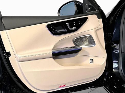 New 2026 Mercedes-Benz C 300 4MATIC Sedan image 11